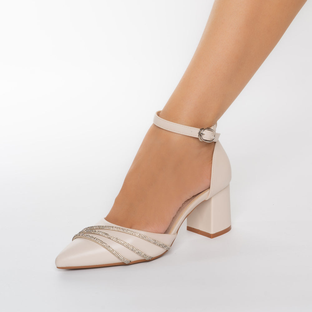 
                      
                        Pantofi Eleganti Cu Toc Mic Accesorizati cu Strasuri - Nemira Bej Deschis
                      
                    