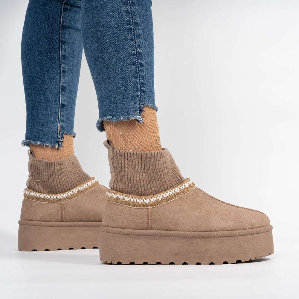 
                      
                        Ghete tip Ug Imblanite Cu Ciorap Elastic - Vivianne Khaki
                      
                    