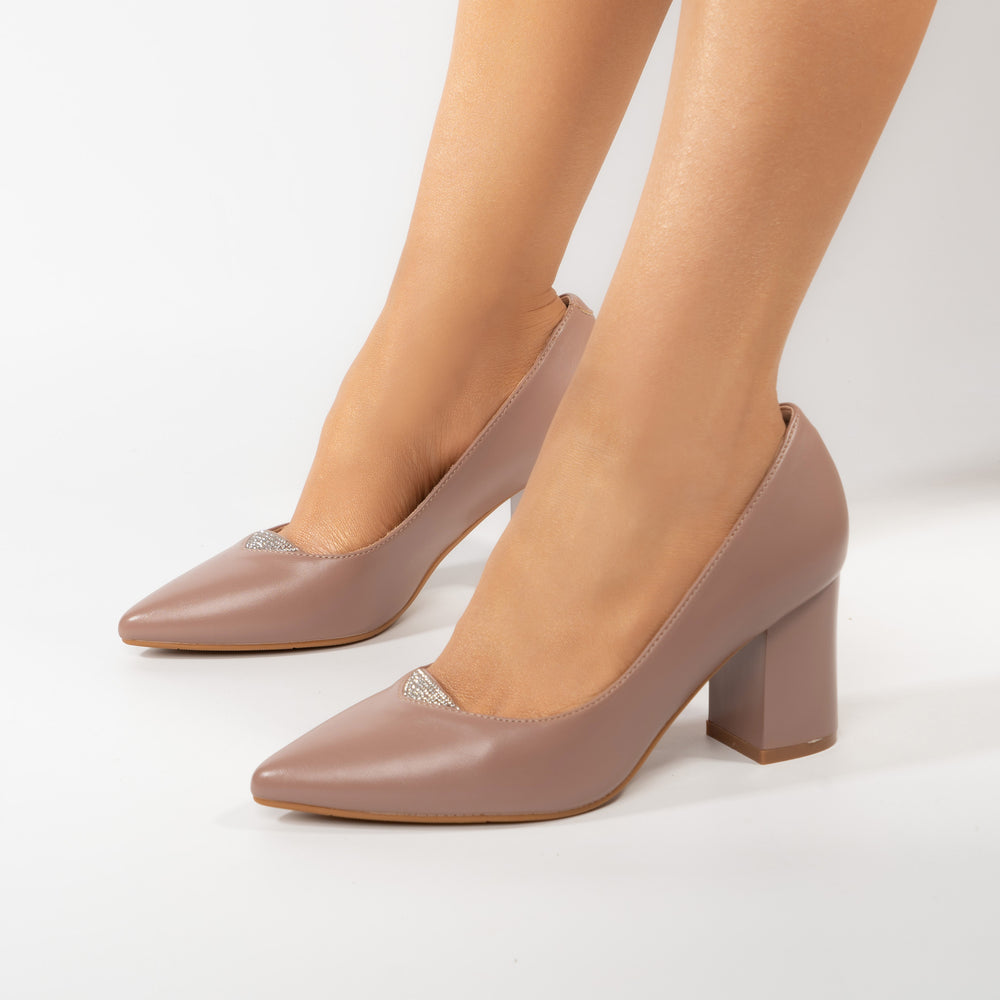 
                      
                        Pantofi Eleganti Cu Strasuri si Toc Mic Patrat - Camelia Nude
                      
                    