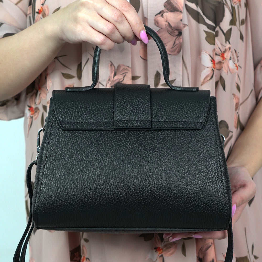 
                      
                        Geanta Din Piele Naturala Medie Cu Maner Crossbody Lisa - Negru
                      
                    