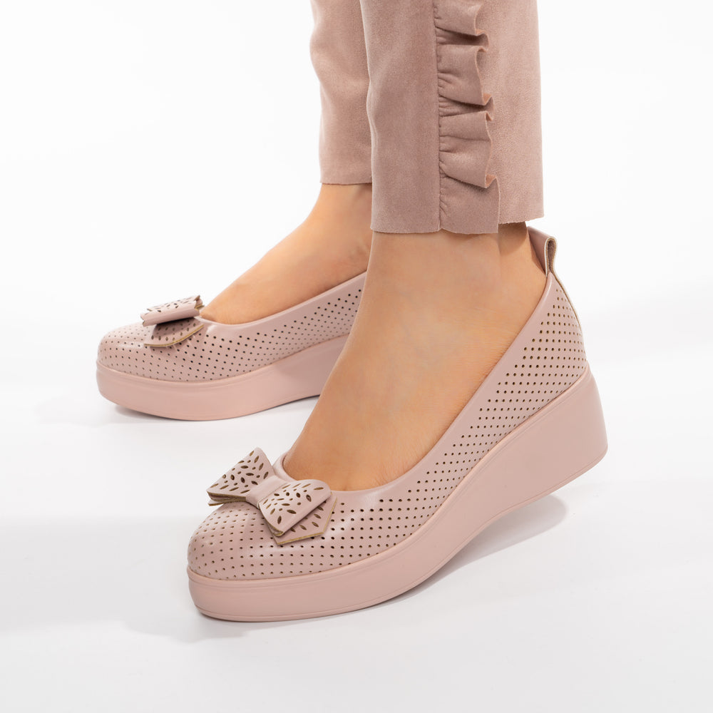 
                      
                        Pantofi Casual Tip Balerini Cu Platforma Perforati Accesorizati Cu Funda - Harper Nude
                      
                    