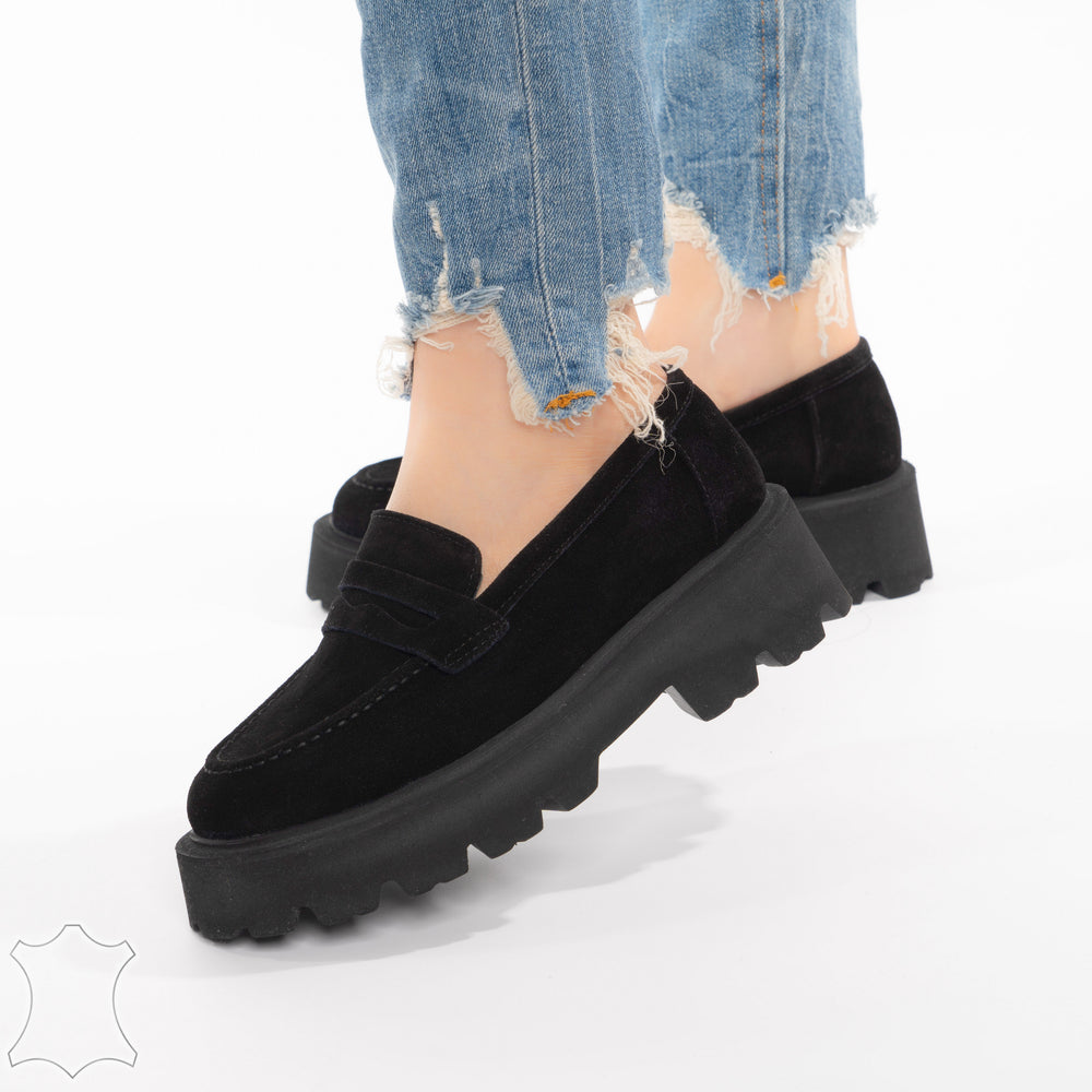 
                      
                        Mocasini Loafers Din Piele Intoarsă Suede Lara - Negri
                      
                    