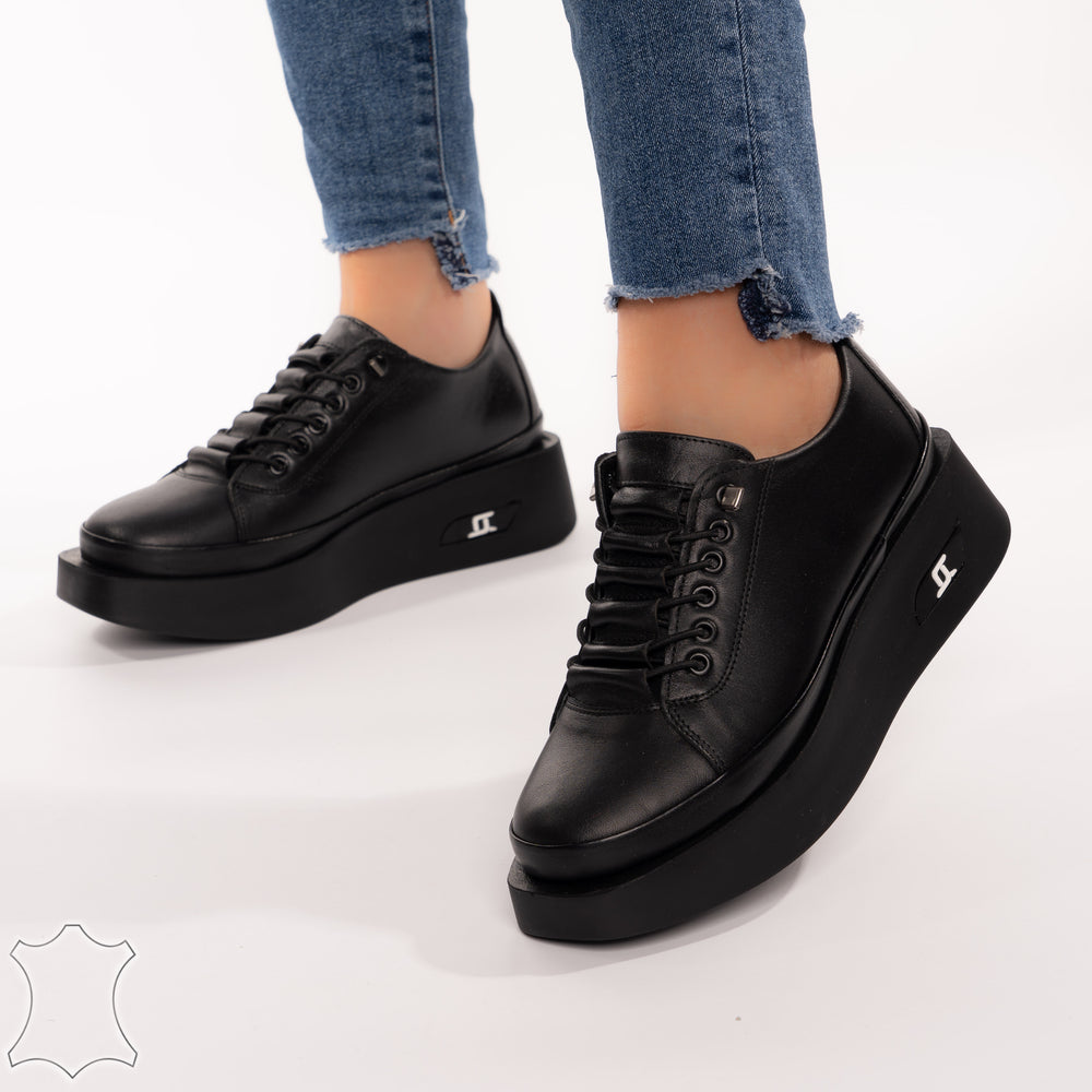 
                      
                        Pantofi Casual Din Piele Naturala Cu Sireturi Decorative Si Talpa Oversize - Gloria Negri
                      
                    