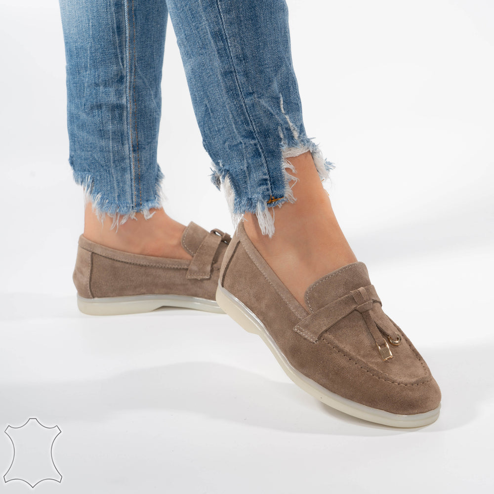 
                      
                        Mocasini Loafers Din Piele Intoarsă Suede - Alia Taupe
                      
                    