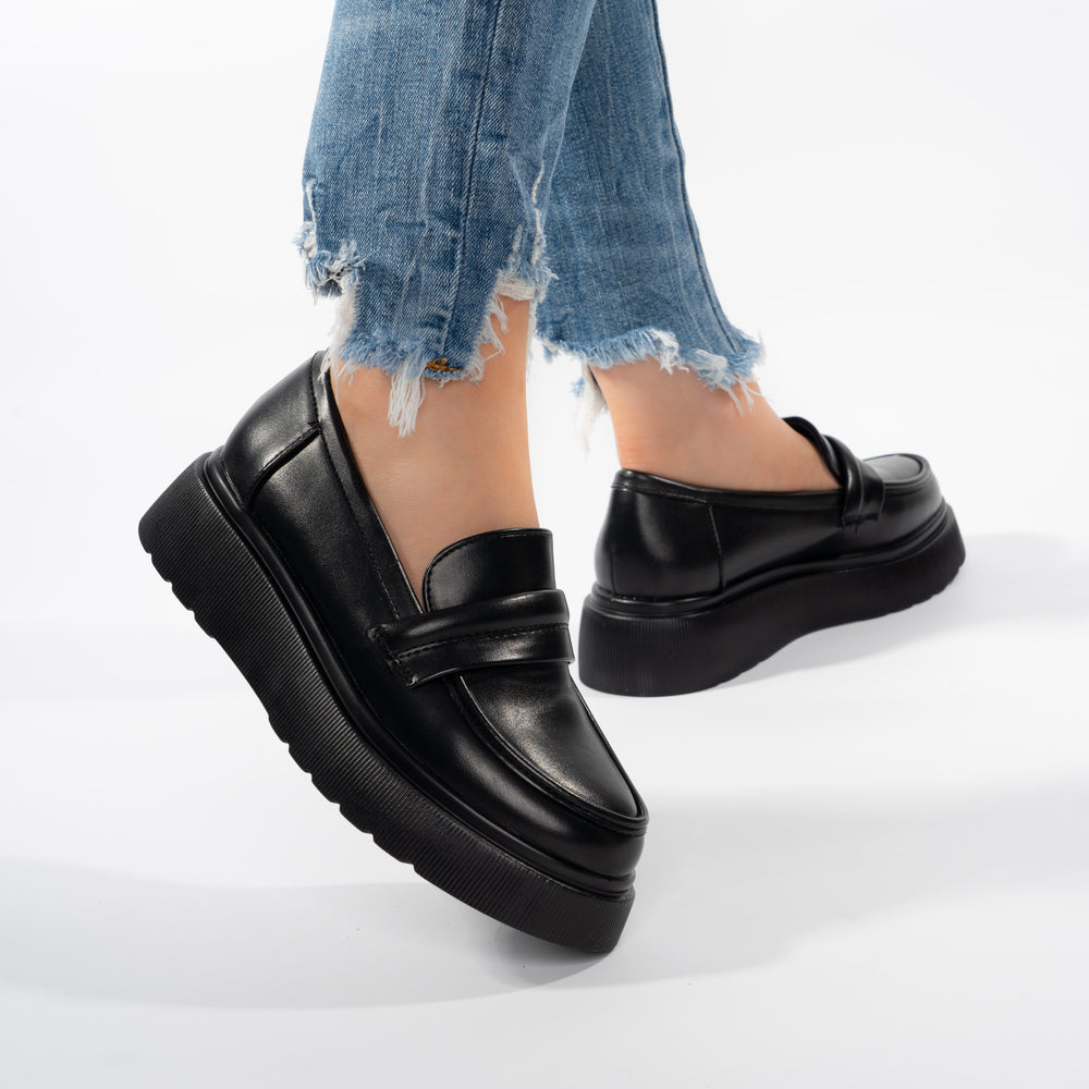 
                      
                        Pantofi Casual Tip Mocasini - Coco Negru
                      
                    